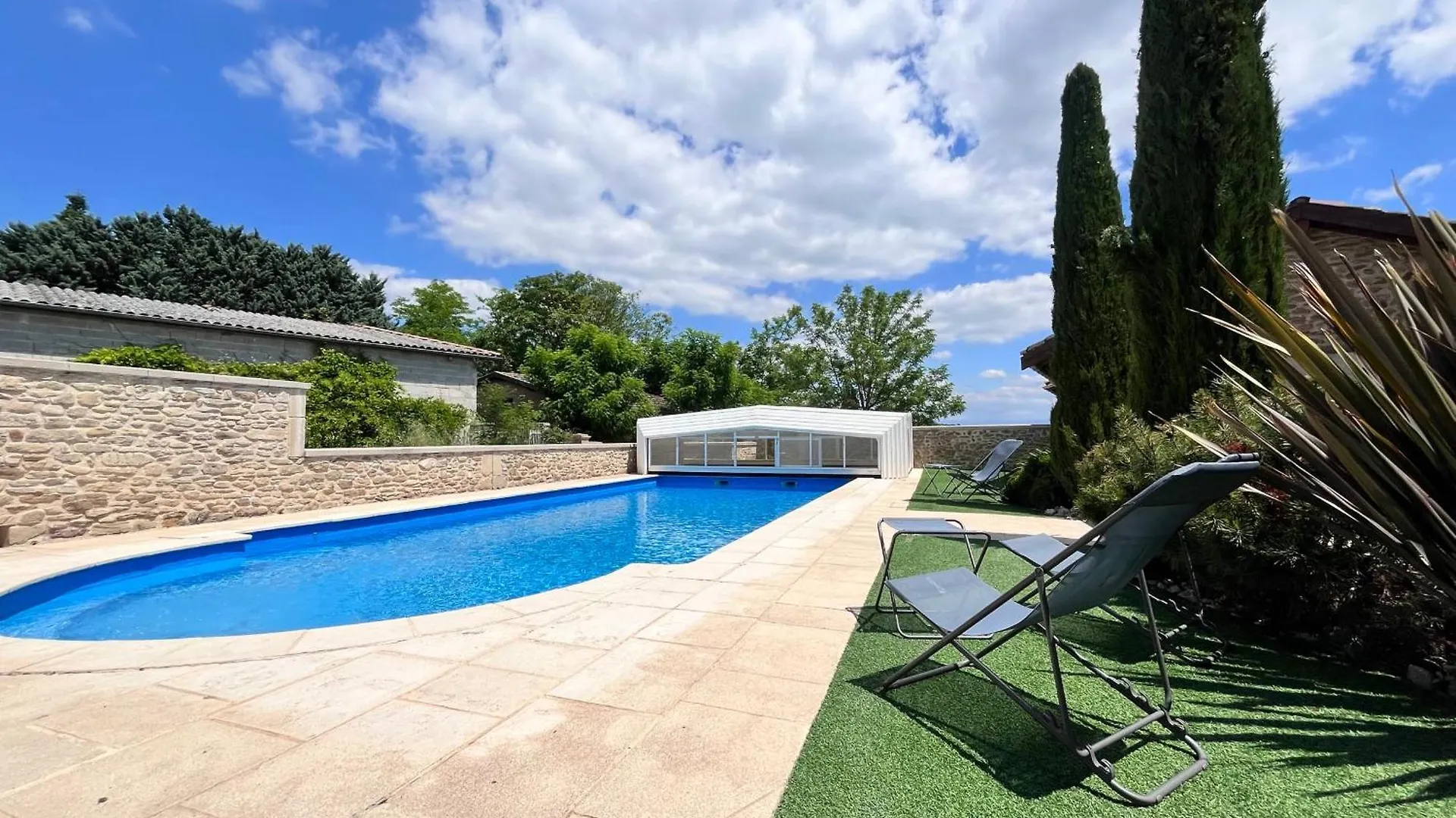 Casa Ibor - Montchenu Villa 0*,  France