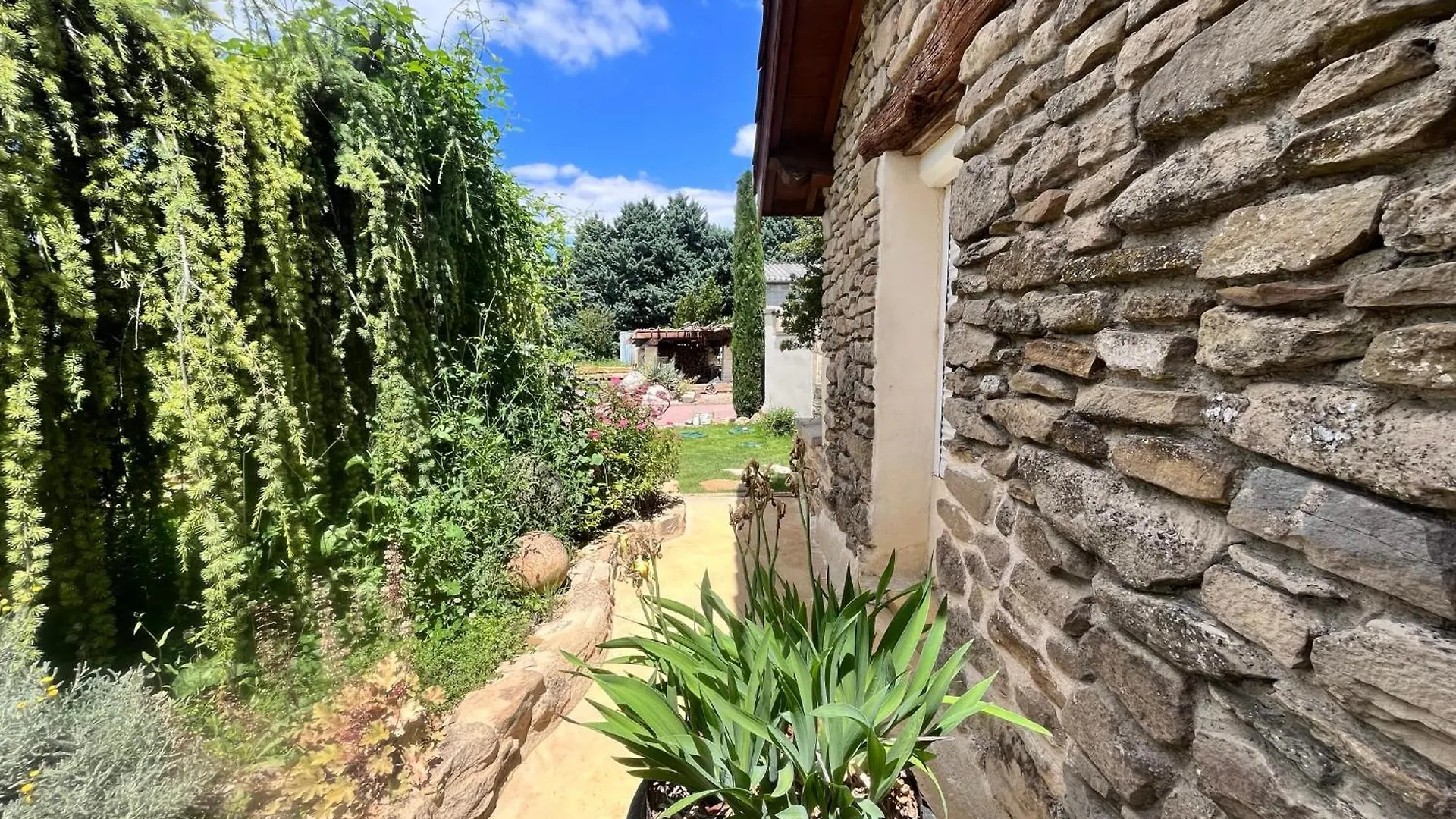 Casa Ibor - Montchenu Villa